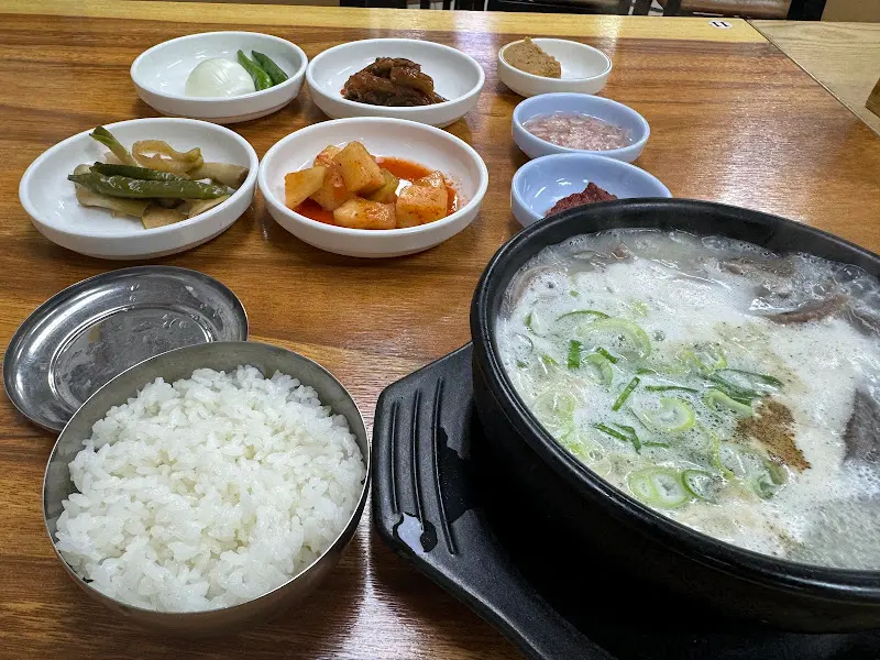 소머리국밥 한상차림