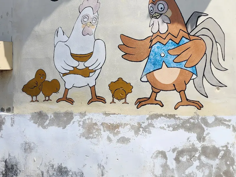 벽화 속 닭 캐릭터