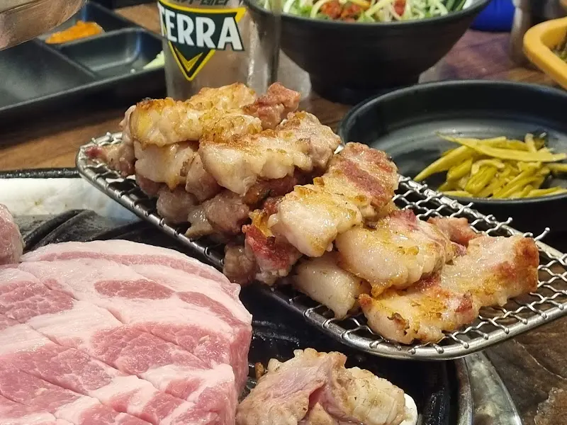 잘 익은 삼겹살