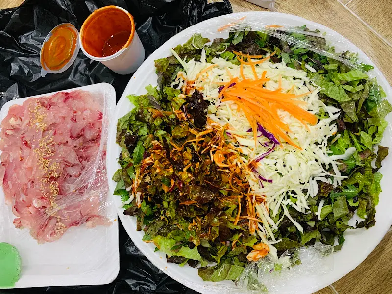 송어회 한 상 차림