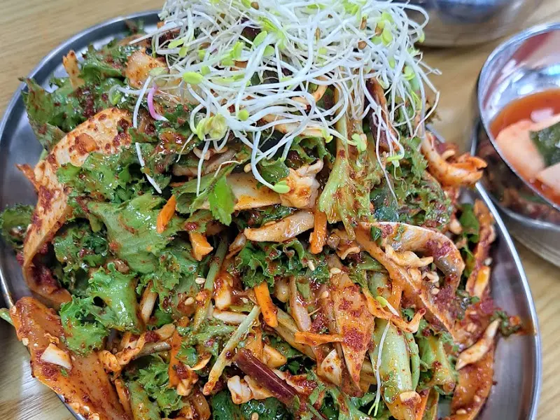 매콤새콤 밴댕이회무침