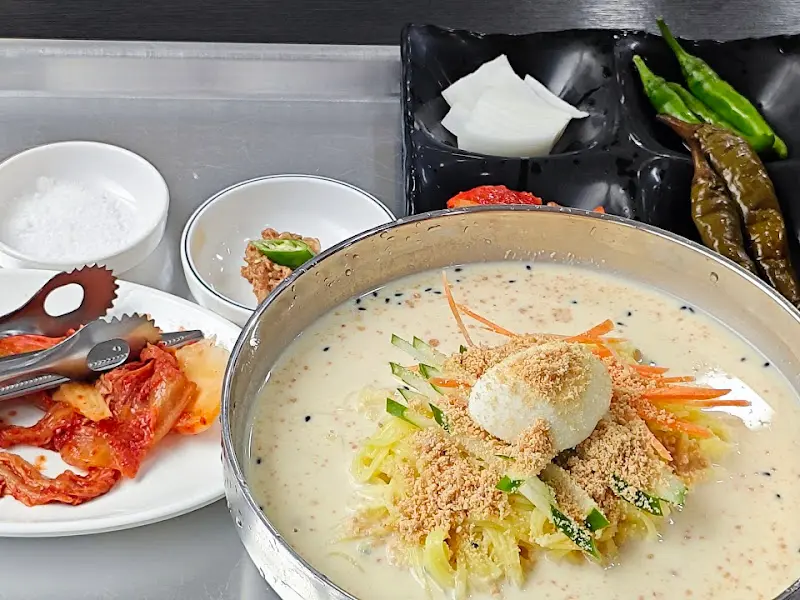 세교손칼국수 콩국수