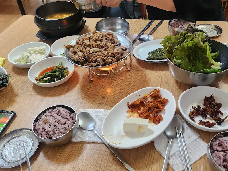 푸짐한 한상차림