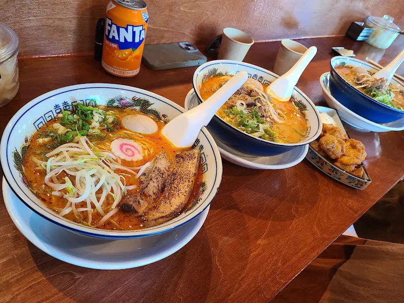 마블 라멘과 돈코츠 라멘