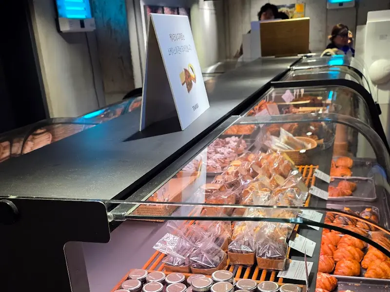 테라로사 커피공장 베이커리