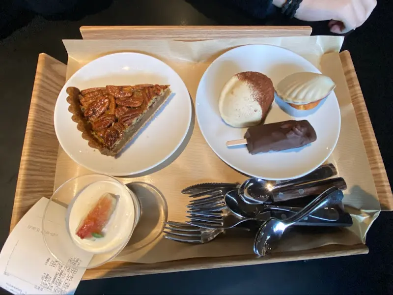 테라로사 커피공장 디저트 트레이