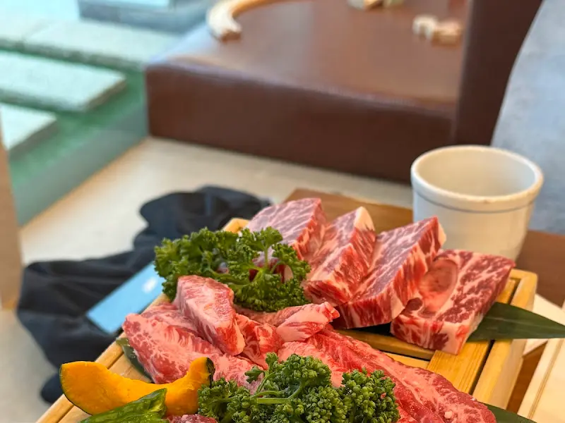 마블링이 아름다운 생고기