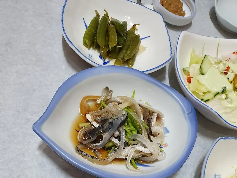 해삼 내장의 쌉싸름하면서도 고소한 풍미