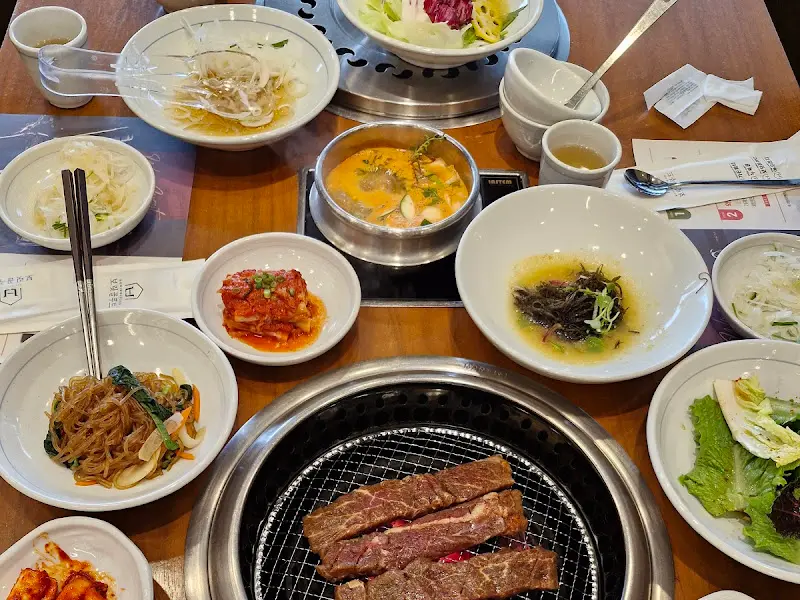 다양한 기본 찬들