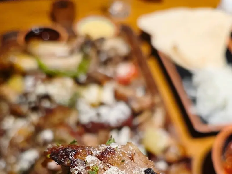 참나무 장작 바베큐 족발