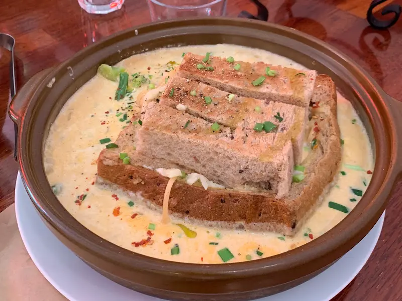 매콤 뚝배기 빠네