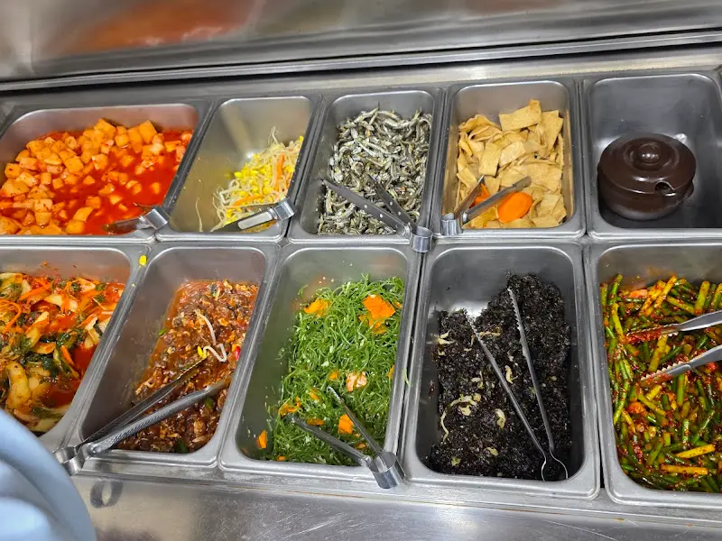 뷔페식 반찬 코너
