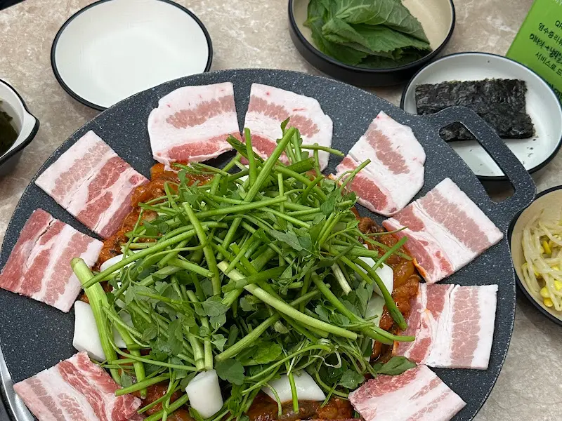 푸짐한 한 상 차림