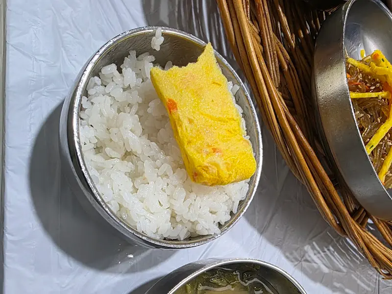 밥과 계란말이 사진