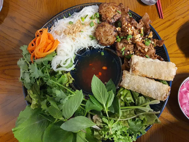 분짜 전체 모습