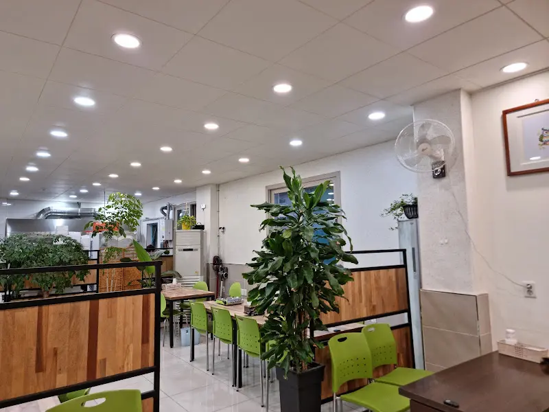 투까리식당 내부