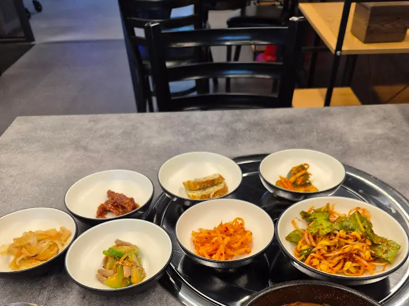 다채로운 밑반찬