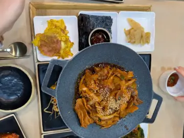 남원의 숨은 보석, 솥밥선생에서 맛보는 정갈한 한 상 차림과 지역의 풍미