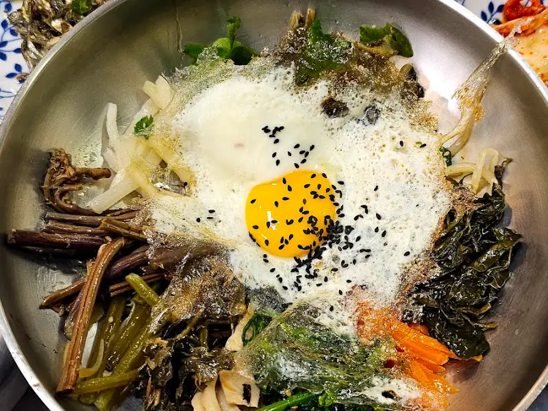 산채비빔밥의 디테일
