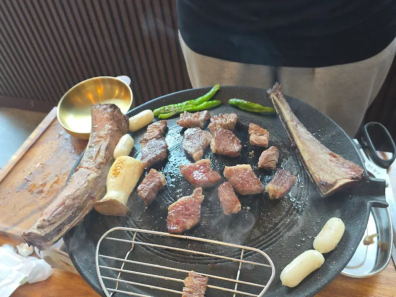 구워지고 있는 우대갈비