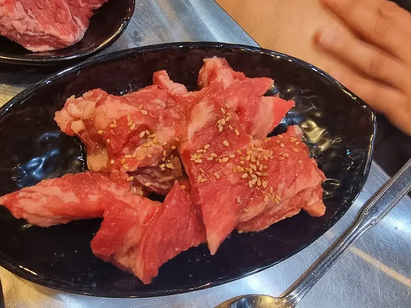 양념이 듬뿍 배인 소갈비살