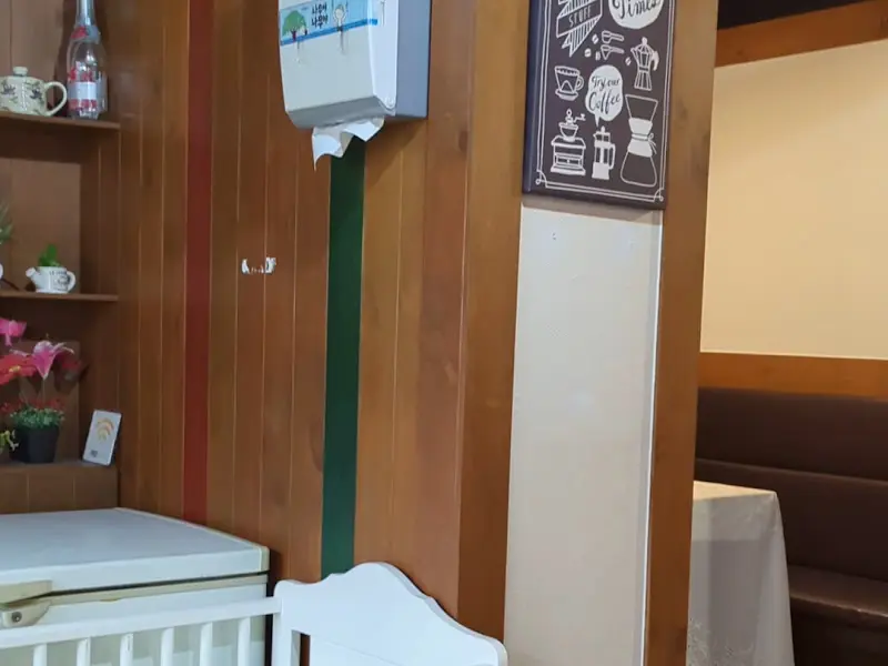 시즐하우스 내부 인테리어