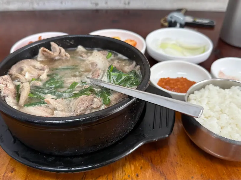 푸짐한 순대국