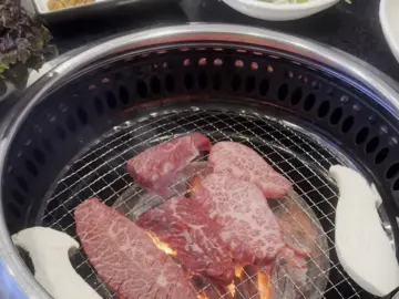 창녕 우포, 힐마루의 정과 맛이 어우러진 한우 프라자가 선사하는 미식 경험: 잊을 수 없는 지역 맛집