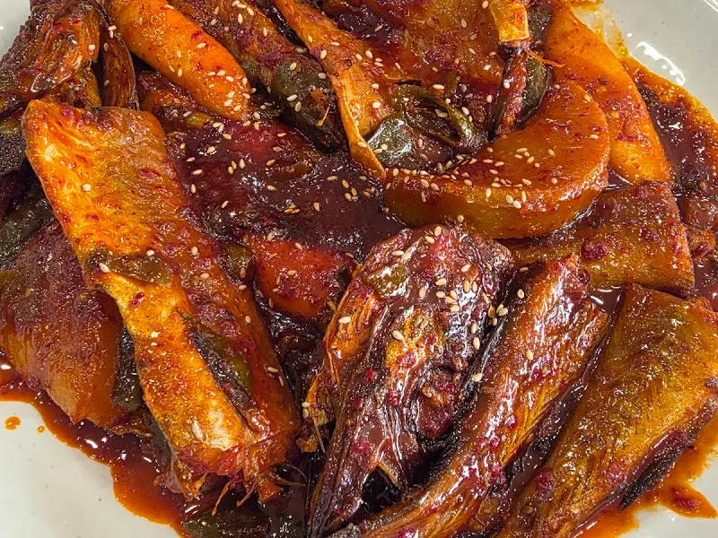 매콤달콤한 양념이 듬뿍 밴 코다리와 무