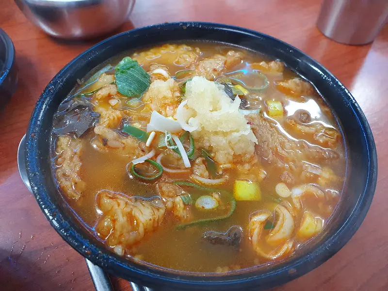 수구레 국밥 전체 샷