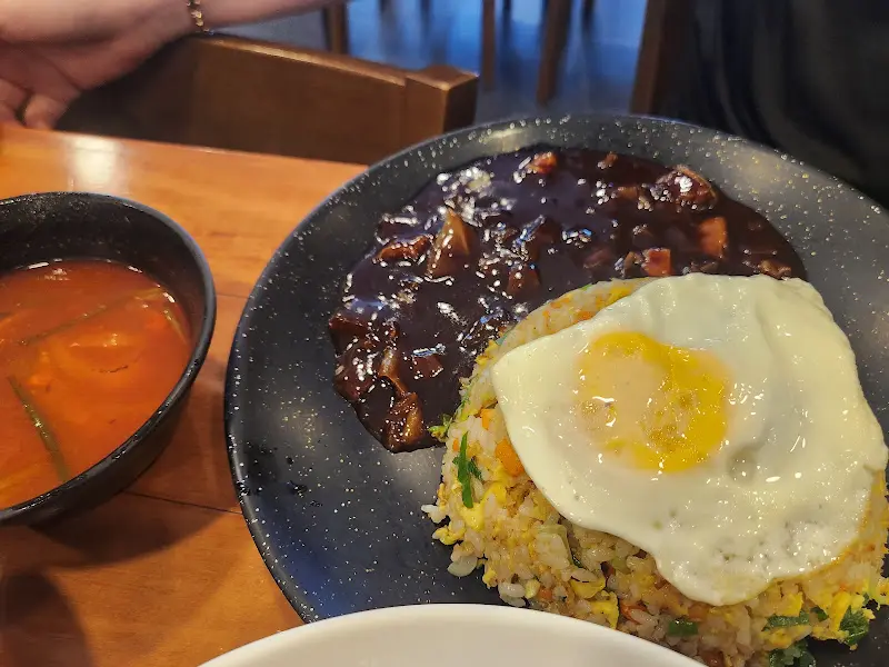 간짜장과 볶음밥