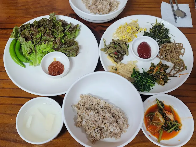 보리밥 정식 한 상 차림