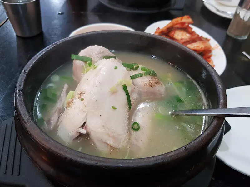 신촌 영양센터 삼계탕