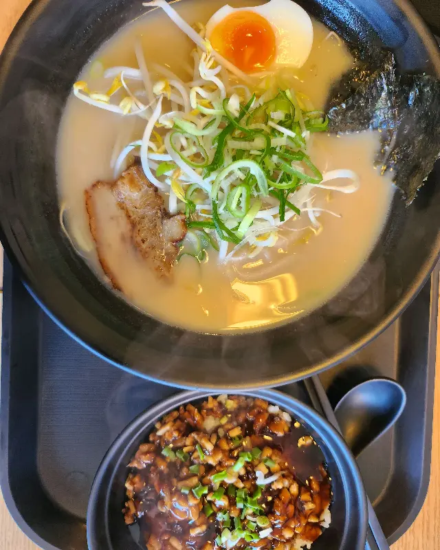 돈코츠 라멘과 마계밥