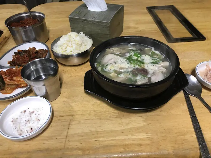 맛샘식당 순대국밥 한상차림