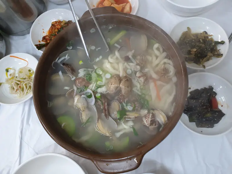 바지락 칼국수 면발