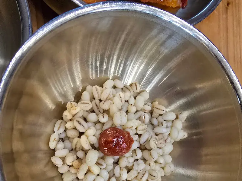 에피타이저 보리밥