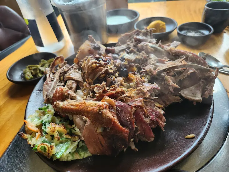 푸짐한 오리 요리