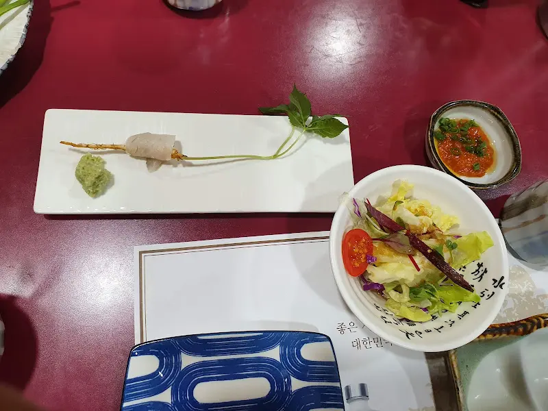 정갈한 곁들임 음식