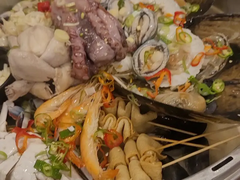 푸짐한 해산물 한상차림