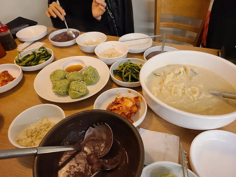 푸짐한 한 상 차림