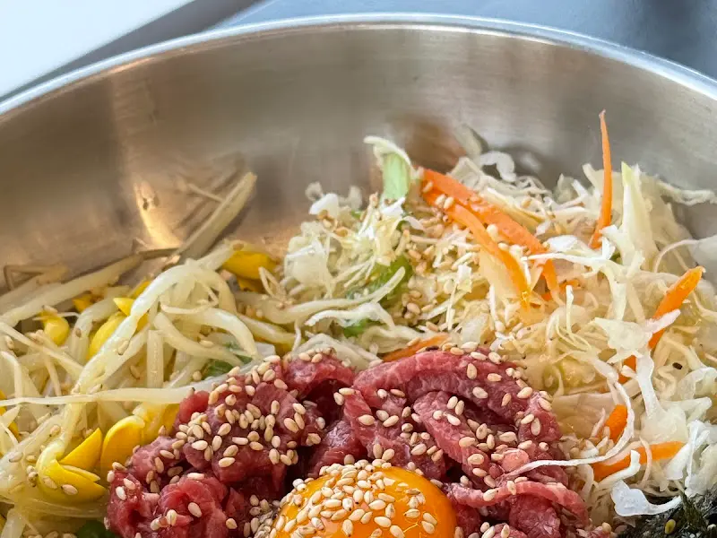 육회비빔밥 클로즈업
