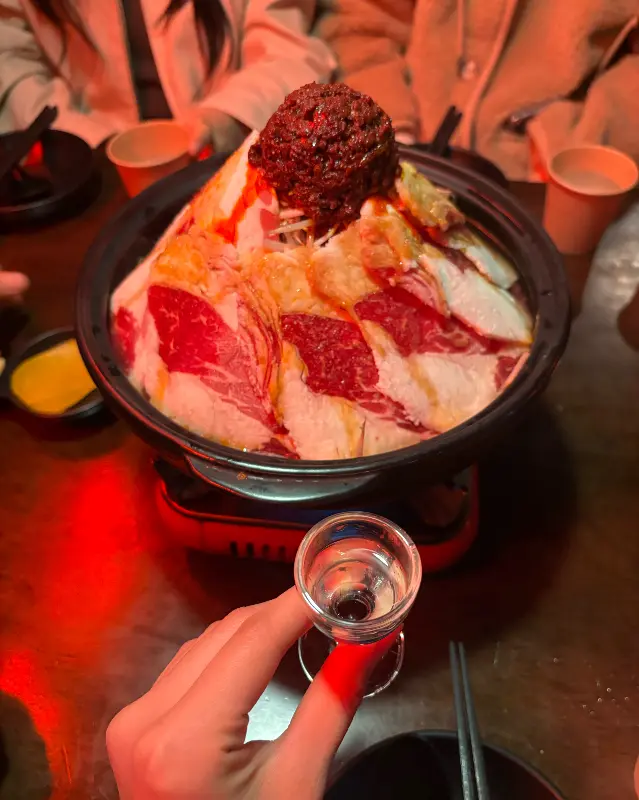 용용선생 내부 인테리어