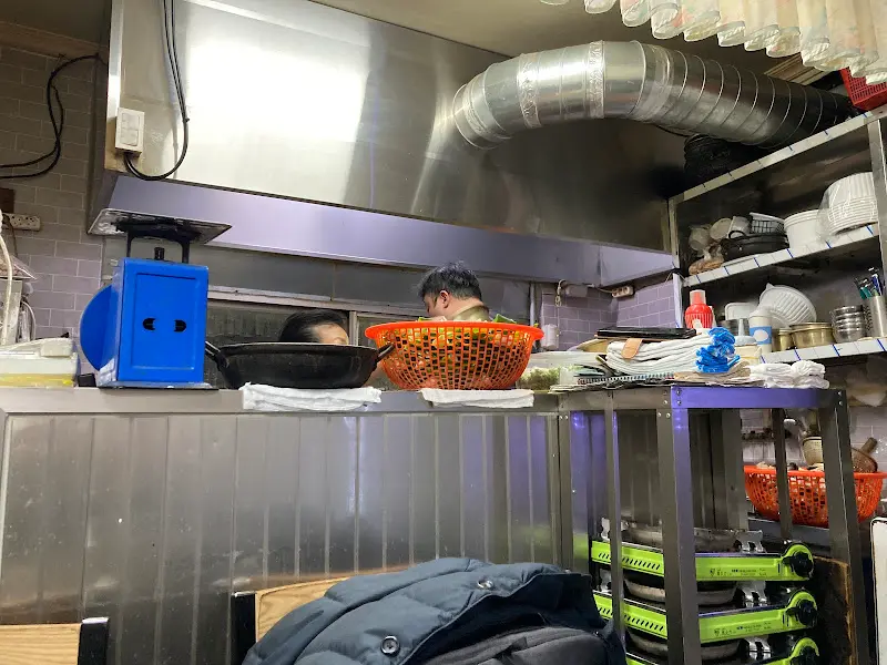 분주한 주방 모습