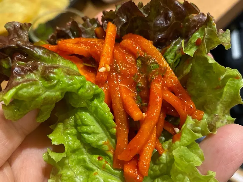 상추쌈에 싸먹는 무침회