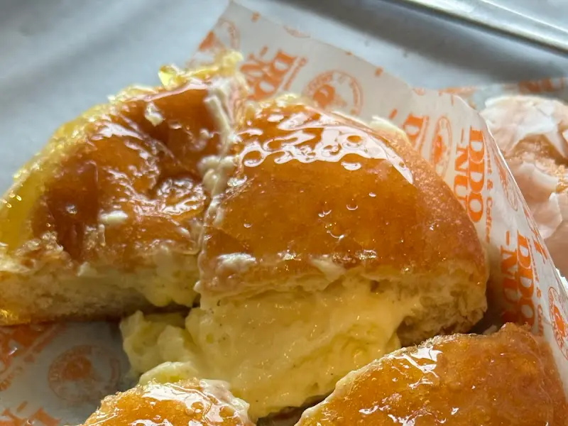 크림 브륄레 도넛 단면