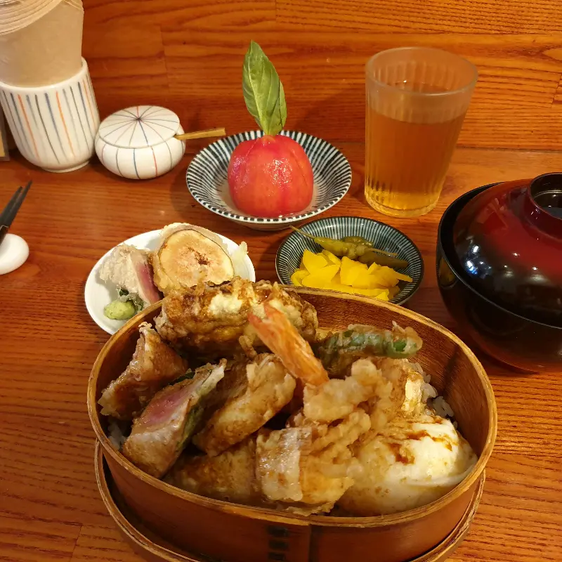 푸짐한 한 상 차림