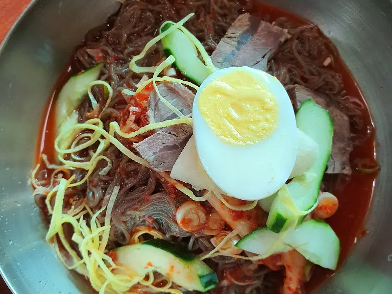 미미식당 물냉면 클로즈업