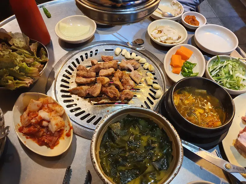 푸짐한 한 상 차림