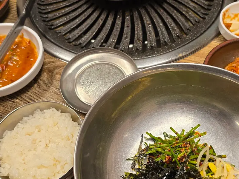 맛깔스러운 비빔밥